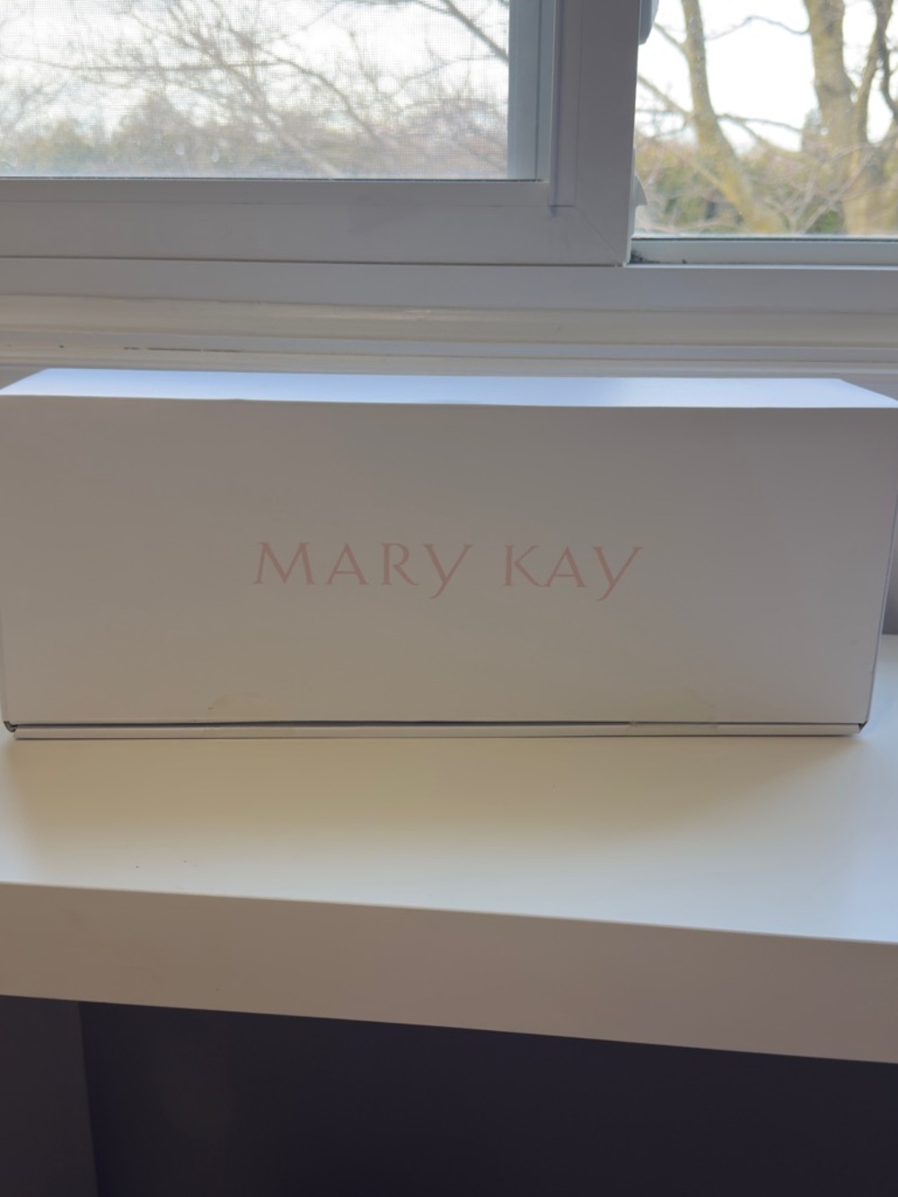Mary Kay Branded Set of 4 Cups and Saucers with Pink Cadillac - Set #1 - Picture 2 of 10